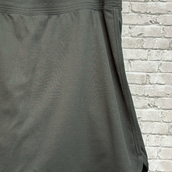 St. John's Bay Active SWIM SKIRT Built in Shorts Size Woman 1X Quick-Dri Gray - Picture 4 of 8